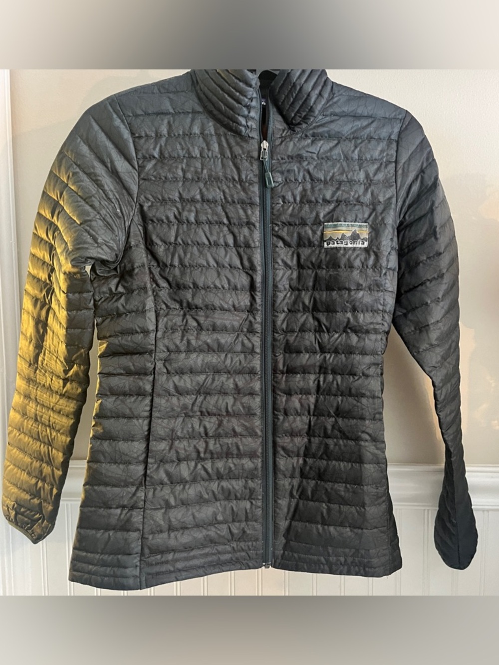 RARE Patagonia Women’s Down Shirt, Stars & Branches Carbon, Puffer - XS